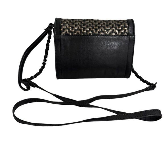 Elliott Lucca Crossbody Wristlet Bag Woven Black Gold Woven Flap Turn Lock - Picture 2 of 12